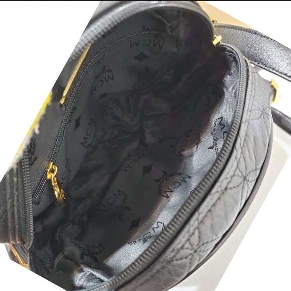 MCM ROUND QUILTED TASSEL CROSSBODY BAG - Picture 9 of 9